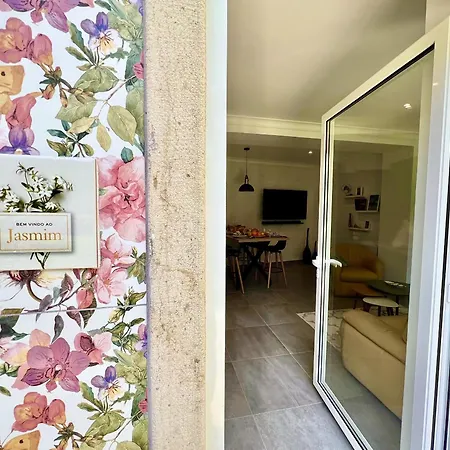 Stylish 2 With Pool By Homing Appartement