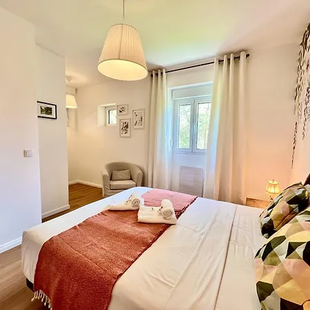 Stylish 2 With Pool By Homing Appartement Loulé